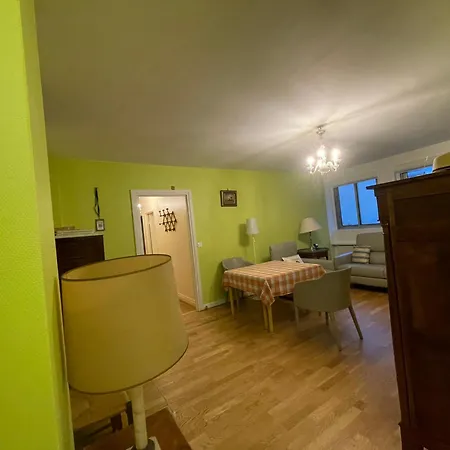 Accommodatie bij particulieren Double In Beautiful Parijs